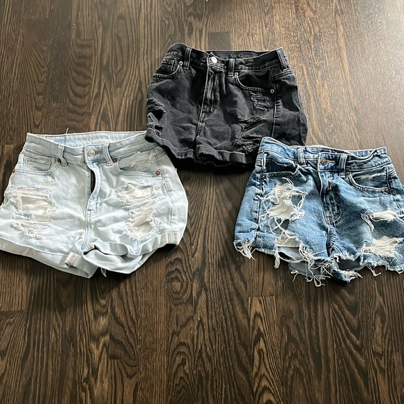 Set a three distressed American Eagle Jean shorts - Picture 1 of 4